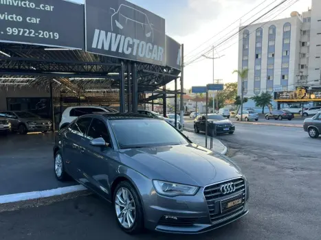 AUDI A3 1.8 4P AUTOM�TICO, Foto 2
