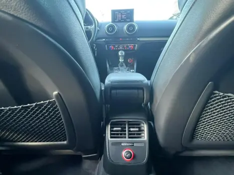 AUDI A3 1.8 4P AUTOM�TICO, Foto 9