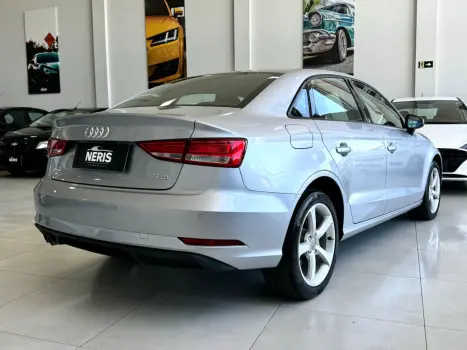 AUDI A3 Sedan 1.4 16V 4P TFSI AMBIENTE S-TRONIC AUTOMTICO, Foto 5