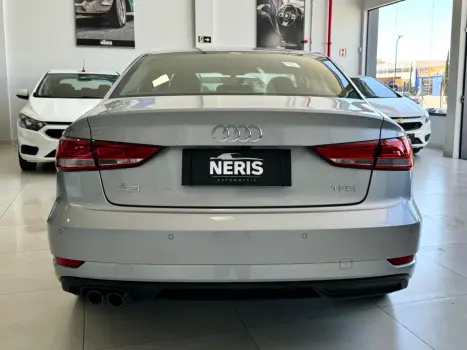 AUDI A3 Sedan 1.4 16V 4P TFSI AMBIENTE S-TRONIC AUTOMTICO, Foto 6