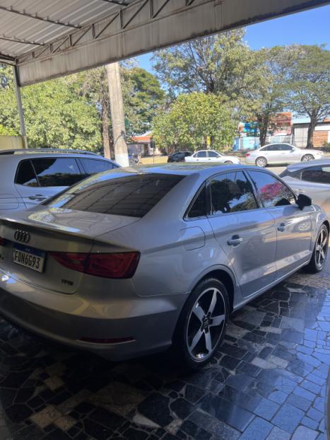 AUDI A3 Sedan 1.4 16V 4P TFSI ATTRACTION AUTOM�TICO, Foto 4