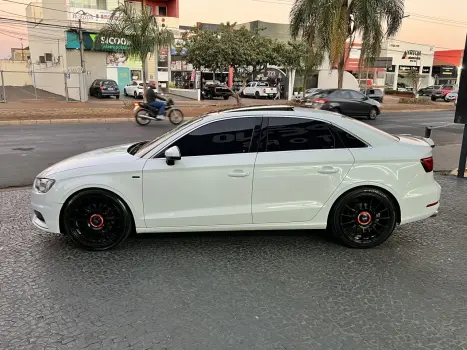 AUDI A3 Sedan 1.8 16V 4P TFSI AMBITION S-TRONIC AUTOMÁTICO, Foto 5 AUDI A3 Sedan 1.8 16V 4P TFSI AMBITION S-TRONIC AUTOMÁTICO, Foto 5