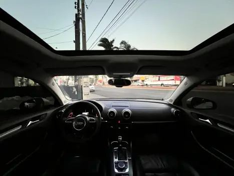 AUDI A3 Sedan 1.8 16V 4P TFSI AMBITION S-TRONIC AUTOMÁTICO, Foto 9 AUDI A3 Sedan 1.8 16V 4P TFSI AMBITION S-TRONIC AUTOMÁTICO, Foto 9