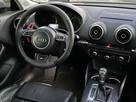 AUDI A3 Sedan 1.8 16V 4P TFSI AMBITION S-TRONIC AUTOMÁTICO, Foto 11 AUDI A3 Sedan 1.8 16V 4P TFSI AMBITION S-TRONIC AUTOMÁTICO, Foto 11