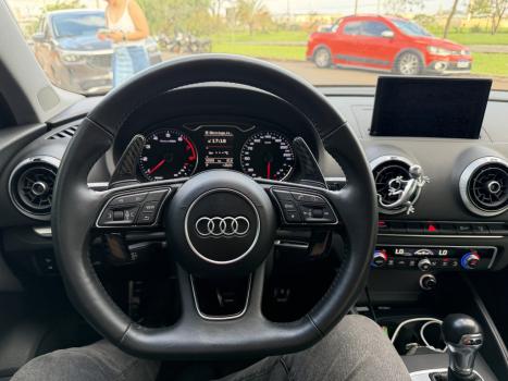 AUDI A3 Sedan 2.0 16V 4P TFSI AMBITION S-TRONIC AUTOM�TICO, Foto 18
