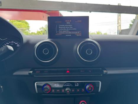 AUDI A3 Sedan 2.0 16V 4P TFSI PERFORMANCE BLACK S-TRONIC AUTOM�TICO, Foto 19