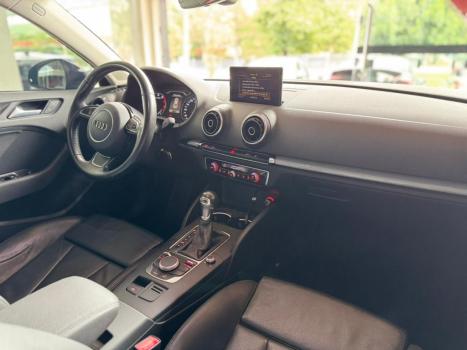 AUDI A3 Sedan 2.0 16V 4P TFSI PERFORMANCE BLACK S-TRONIC AUTOM�TICO, Foto 21