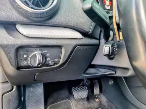 AUDI A3 Sedan 2.0 16V 4P TFSI AMBITION S-TRONIC AUTOM�TICO, Foto 9