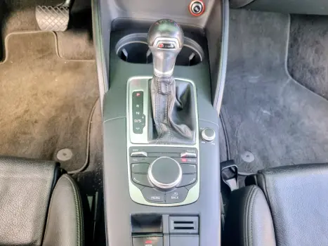 AUDI A3 Sedan 2.0 16V 4P TFSI AMBITION S-TRONIC AUTOM�TICO, Foto 10