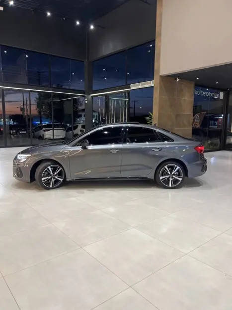 AUDI A3 Sedan 2.0 16V 4P 40 TFSI MHEV H�BRIDO SPORTBACK S LINE TIPTRONIC AUTOM�TICO, Foto 4