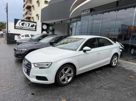 AUDI A3 Sedan , Foto 1