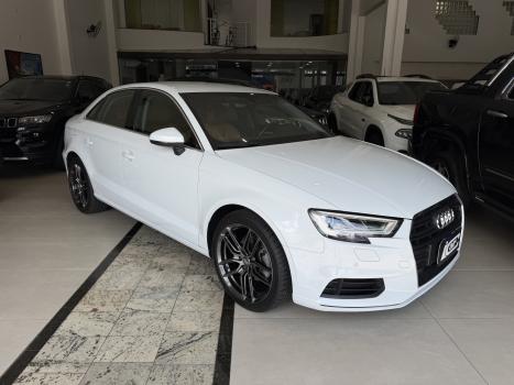 AUDI A3 Sedan , Foto 1