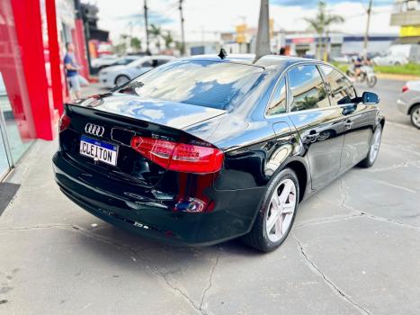 AUDI A4 1.8 4P TFSI ATTRACTION MULTITRONIC AUTOM�TICO, Foto 3