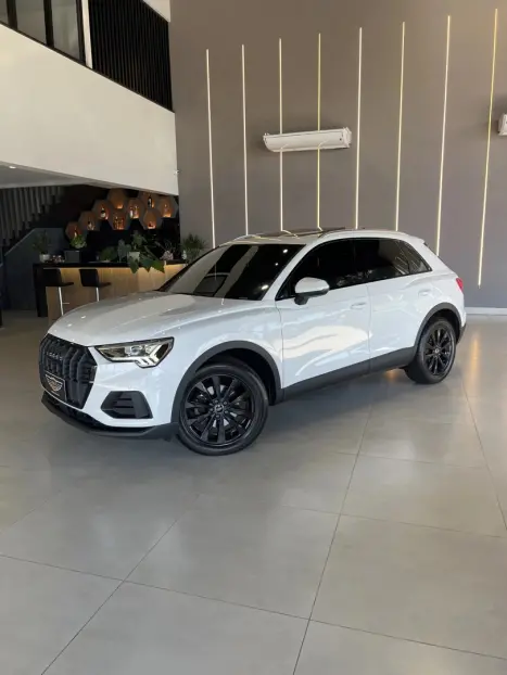 AUDI Q3 1.4 4P 35 TFSI PRESTIGE S-TRONIC AUTOM�TICO, Foto 2