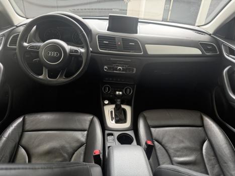 AUDI Q3 1.4 4P FLEX TFSI AMBIENTE S-TRONIC AUTOM�TICO, Foto 9