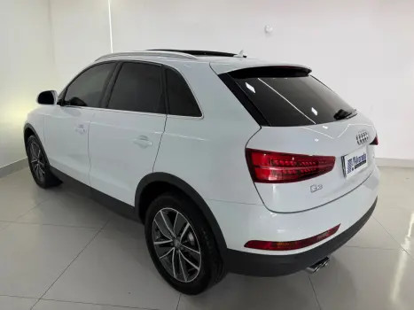 AUDI Q3 1.4 4P FLEX TFSI AMBIENTE S-TRONIC AUTOM�TICO, Foto 13