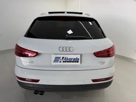 AUDI Q3 1.4 4P FLEX TFSI AMBIENTE S-TRONIC AUTOM�TICO, Foto 14