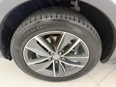 AUDI Q3 1.4 4P FLEX TFSI AMBIENTE S-TRONIC AUTOM�TICO, Foto 16