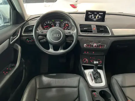 AUDI Q3 1.4 4P TFSI FLEX ATTRACTION S-TRONIC AUTOMTICO, Foto 6