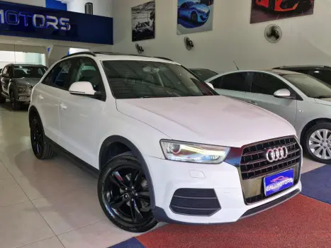 AUDI Q3 1.4 4P TFSI AMBITION S-TRONIC AUTOMTICO, Foto 2