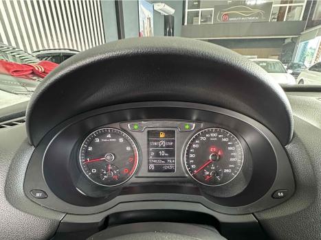 AUDI Q3 1.4 4P TFSI AMBIENTE S-TRONIC AUTOM�TICO, Foto 26