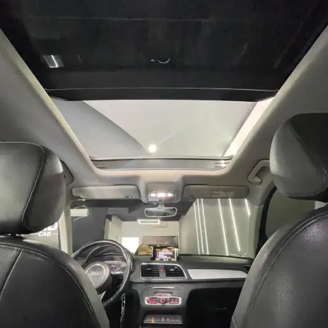 AUDI Q3 1.4 4P TFSI ATTRACTION S-TRONIC AUTOM�TICO, Foto 2