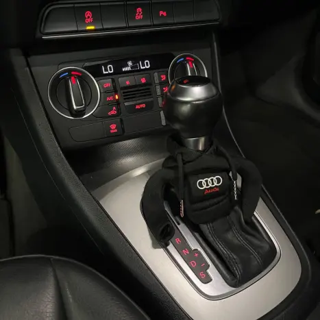 AUDI Q3 1.4 4P TFSI ATTRACTION S-TRONIC AUTOM�TICO, Foto 3