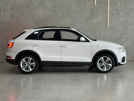 AUDI Q3 1.4 4P TFSI AMBITION S-TRONIC AUTOM�TICO, Foto 17