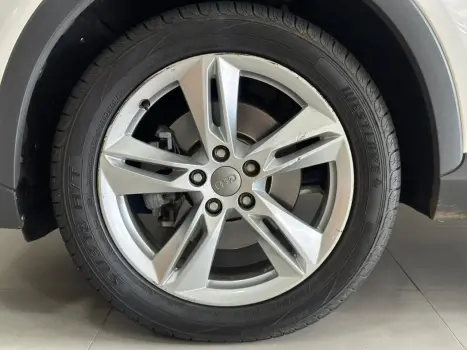 AUDI Q3 1.4 4P TFSI AMBITION S-TRONIC AUTOM�TICO, Foto 23