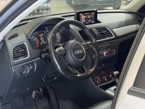 AUDI Q3 1.4 4P TFSI AMBIENTE S-TRONIC AUTOM�TICO, Foto 16