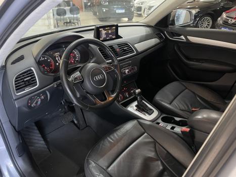 AUDI Q3 1.4 4P TFSI AMBIENTE S-TRONIC AUTOM�TICO, Foto 19