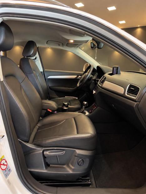 AUDI Q3 1.4 4P TFSI AMBIENTE S-TRONIC AUTOMÁTICO, Foto 11