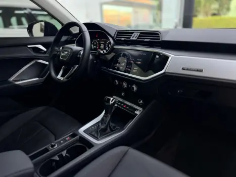 AUDI Q3 2.0 4P 40 TFSI PRESTIGE QUATTRO TIPTRONIC AUTOMÁTICO, Foto 12 AUDI Q3 2.0 4P 40 TFSI PRESTIGE QUATTRO TIPTRONIC AUTOMÁTICO, Foto 12