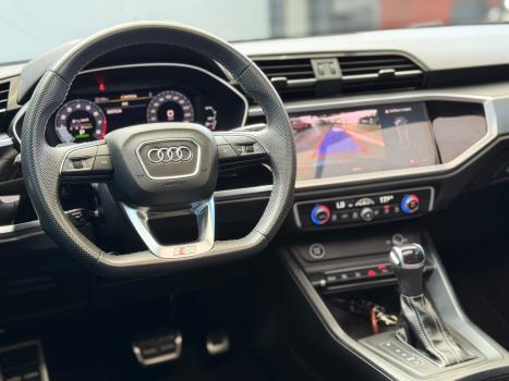 AUDI Q3 2.0 4P 40 TFSI SPORTBACK PERFORMANCE QUATTRO TIPTRONIC AUTOM�TICO, Foto 6