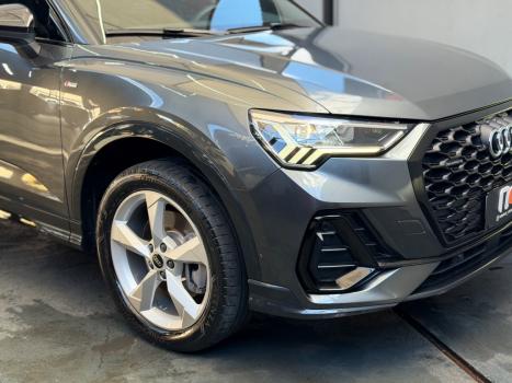 AUDI Q3 2.0 4P 40 TFSI SPORTBACK PERFORMANCE QUATTRO TIPTRONIC AUTOM�TICO, Foto 9