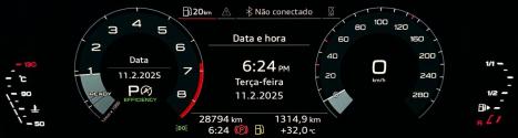 AUDI Q3 2.0 4P 40 TFSI PRESTIGE QUATTRO TIPTRONIC AUTOM�TICO, Foto 18