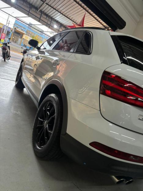 AUDI Q3 2.0 4P TFSI AMBIENTE QUATTRO S-TRONIC AUTOMTICO, Foto 10