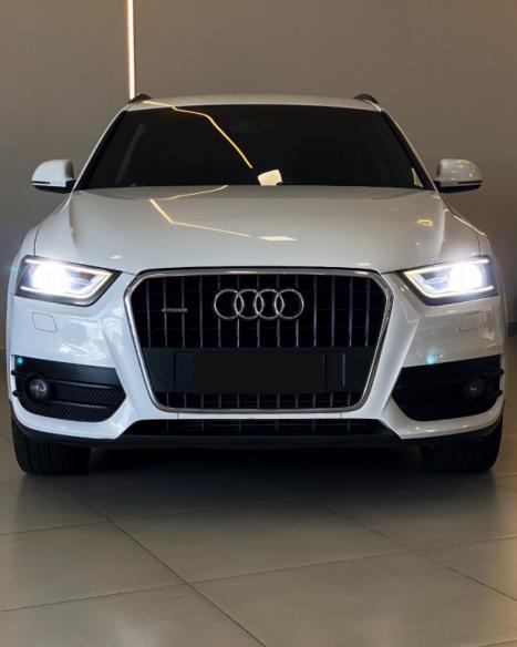 AUDI Q3 2.0 4P TFSI AMBITION QUATTRO S-TRONIC AUTOM�TICO, Foto 2