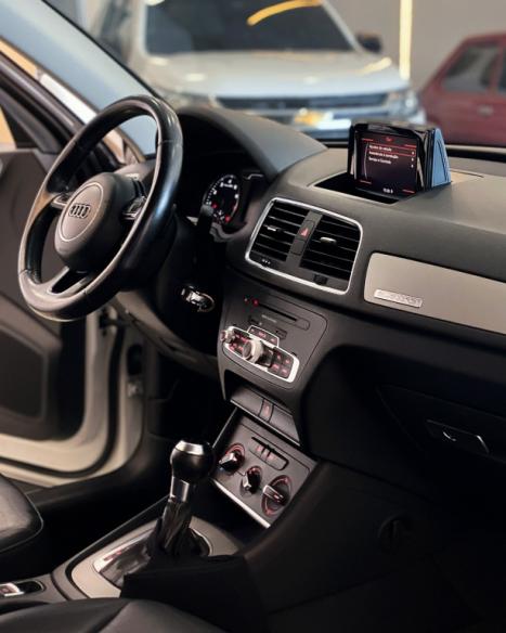 AUDI Q3 2.0 4P TFSI AMBITION QUATTRO S-TRONIC AUTOM�TICO, Foto 10