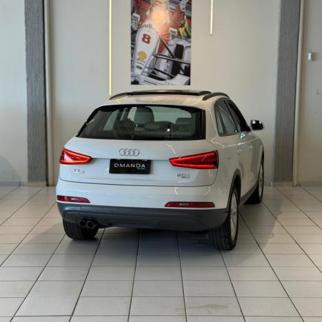 AUDI Q3 2.0 4P TFSI AMBIENTE QUATTRO S-TRONIC AUTOM�TICO, Foto 7