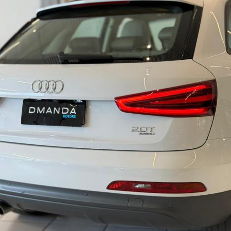 AUDI Q3 2.0 4P TFSI AMBIENTE QUATTRO S-TRONIC AUTOM�TICO, Foto 9