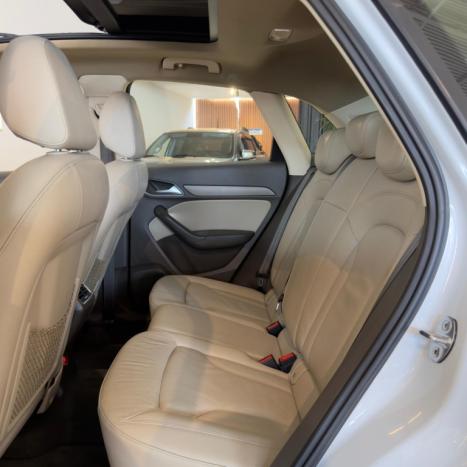 AUDI Q3 2.0 4P TFSI AMBIENTE QUATTRO S-TRONIC AUTOM�TICO, Foto 19