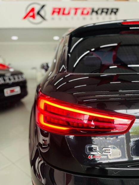 AUDI Q3 2.0 4P TFSI AMBIENTE QUATTRO S-TRONIC AUTOM�TICO, Foto 10