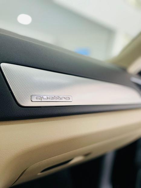 AUDI Q3 2.0 4P TFSI AMBIENTE QUATTRO S-TRONIC AUTOM�TICO, Foto 14