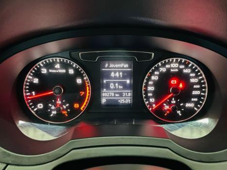 AUDI Q3 2.0 4P TFSI AMBIENTE QUATTRO S-TRONIC AUTOM�TICO, Foto 20