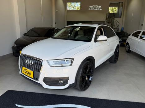 AUDI Q3 2.0 4P TFSI AMBIENTE QUATTRO S-TRONIC AUTOM�TICO, Foto 8