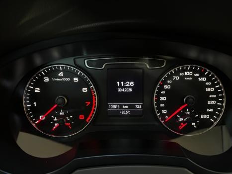 AUDI Q3 2.0 4P TFSI AMBIENTE QUATTRO S-TRONIC AUTOM�TICO, Foto 9