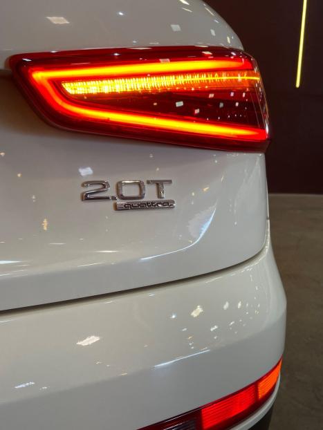 AUDI Q3 2.0 4P TFSI AMBIENTE QUATTRO S-TRONIC AUTOM�TICO, Foto 12
