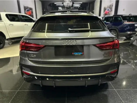 AUDI Q3 2.0 4P TFSI AMBITION QUATTRO S-TRONIC AUTOM�TICO, Foto 6