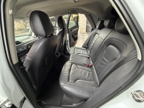 AUDI Q3 2.0 4P TFSI AMBIENTE QUATTRO S-TRONIC AUTOM�TICO, Foto 11